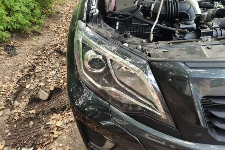 Used Isuzu JLM  Right Front Headlight