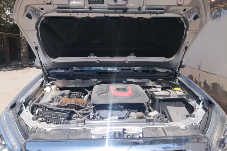 Used Isuzu mu-X 2022 2.0T Gasoline Automatic 4x4 Enjoyment Model 5 Seats Engine Bay