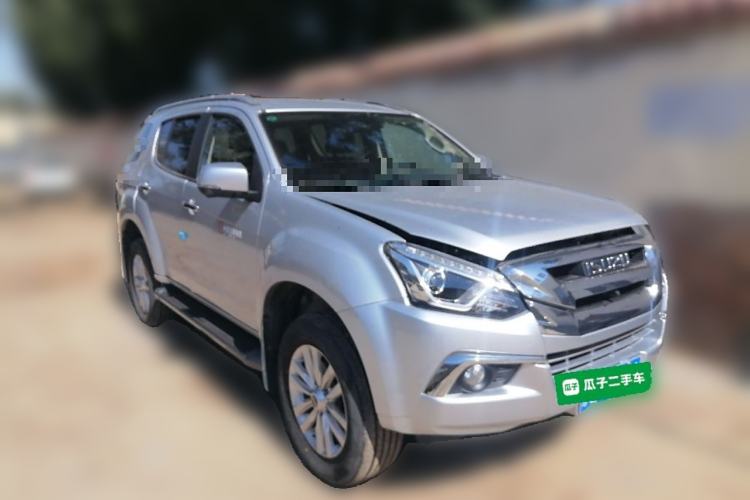 Used Isuzu mu-X 2022 2.0T Gasoline Automatic 4x4 Enjoyment Model 5 Seats Front Right 45 Deg