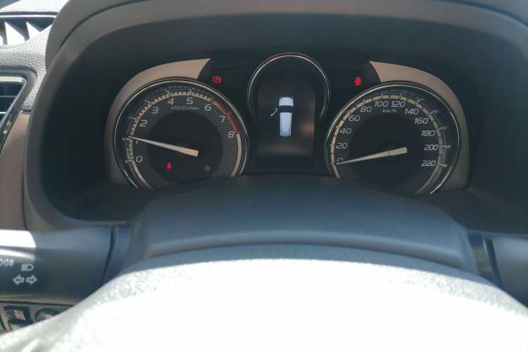 Used Isuzu mu-X 2022 2.0T Gasoline Automatic 4x4 Enjoyment Model 5 Seats Instrument Cluster
