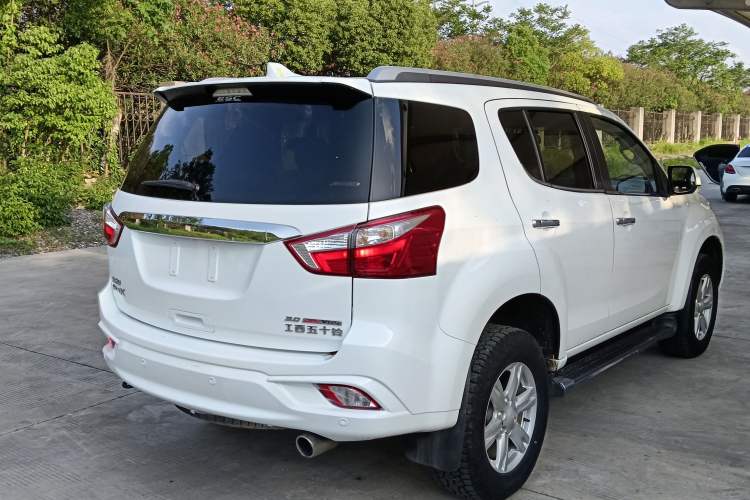 Used Isuzu mu-X 2018 3.0T Diesel Automatic 4x4 X-Trail Edition 7-Seater Exterior 5