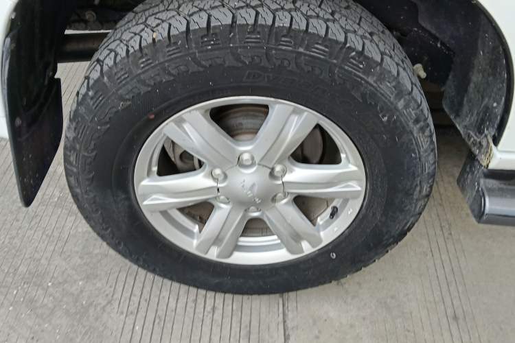 Used Isuzu mu-X 2018 3.0T Diesel Automatic 4x4 X-Trail Edition 7-Seater Exterior 8