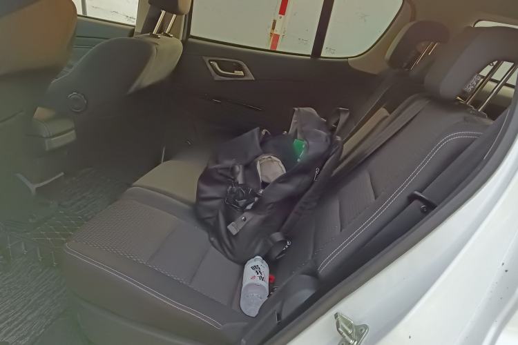 Used Isuzu mu-X 2018 3.0T Diesel Automatic 4x4 X-Trail Edition 7-Seater Interior 4