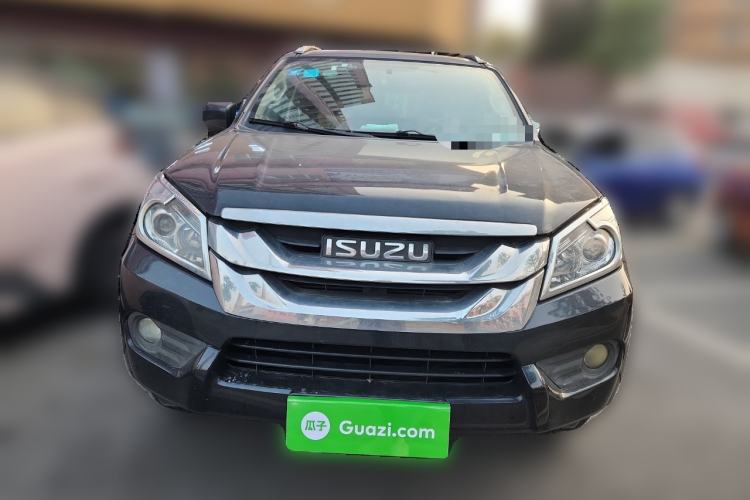 Used Isuzu mu-X 2015 2.5T Two-Wheel Drive Automatic Comfort Touring Model 7 Seats Front