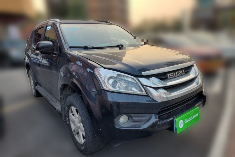 Used Isuzu mu-X 2015 2.5T Two-Wheel Drive Automatic Comfort Touring Model 7 Seats Front Right 45 Deg