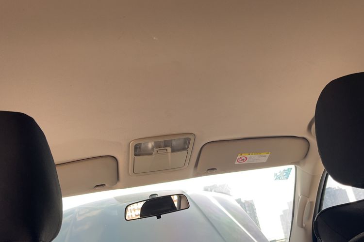 Used Isuzu mu-X 2015 2.5T Four-Wheel Drive Automatic Comfort Model 7 Seats Headliner