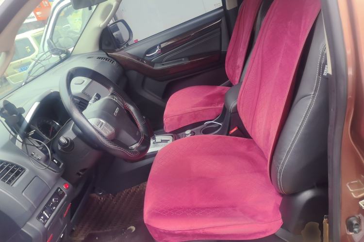 Used Isuzu mu-X 2015 2.5T Four-Wheel Drive Automatic Luxury 7-Seater Left Front Seat