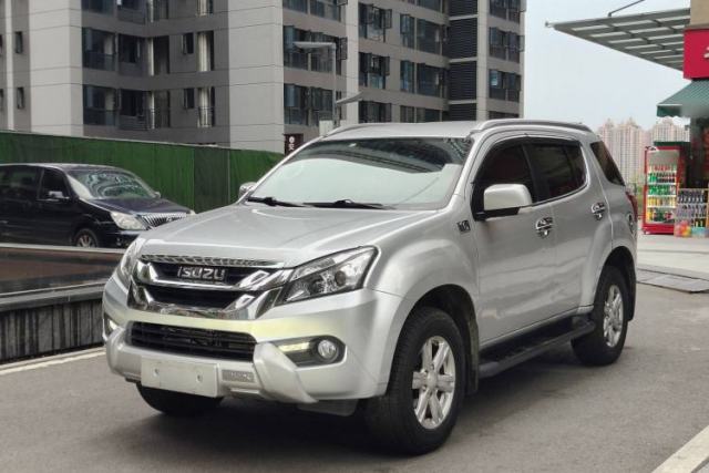 Used Isuzu mu-X 2015 3.0T 4x4 Automatic Luxury 7-Seater