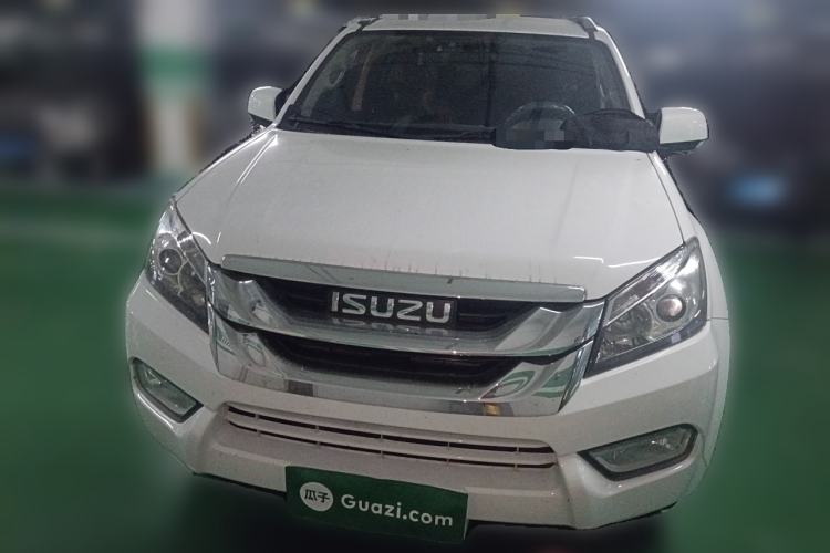 Used Isuzu mu-X 2015 2.5T Two-Wheel Drive Automatic Comfort Touring Model 7 Seats Front