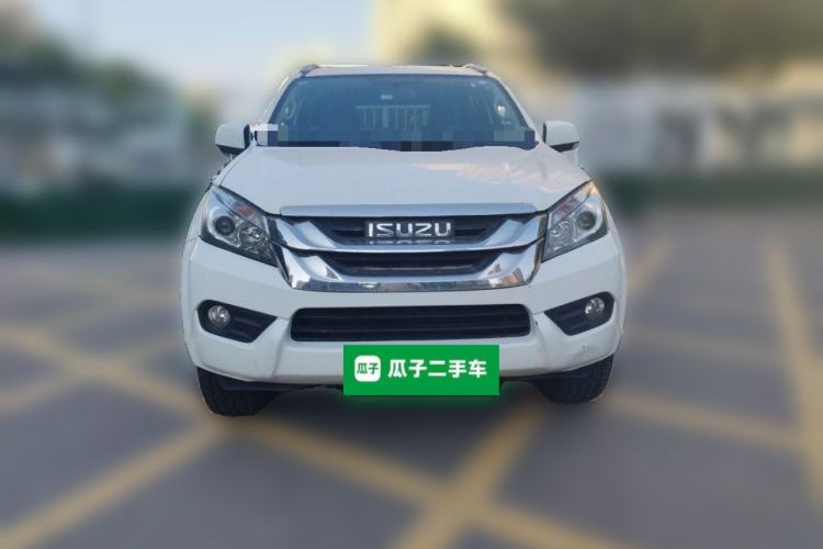 Used Isuzu mu-X 2015 3.0T 4x4 Manual Explorer Model 5 Seats Front