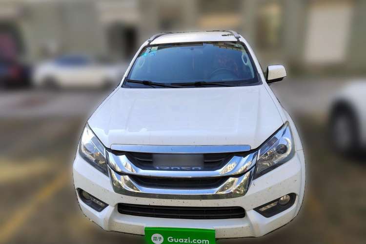 Used Isuzu mu-X 2015 3.0T 4x4 Automatic Luxury 7-Seater Front