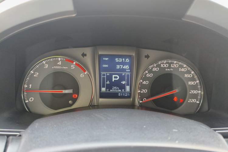 Used Isuzu mu-X 2015 3.0T 4x4 Automatic Luxury 7-Seater Instrument Cluster