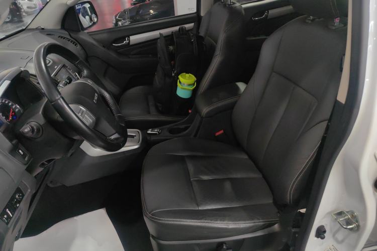 Used Isuzu mu-X 2015 2.5T Two-Wheel Drive Automatic Luxury Edition 7 Seats Left Front Seat