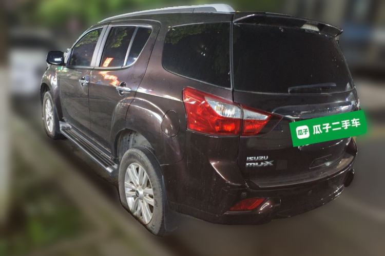 Used Isuzu mu-X 2017 3.0T Four-Wheel Drive Automatic Luxury 7-Seater China V Emission Standard Rear Left 45 Deg