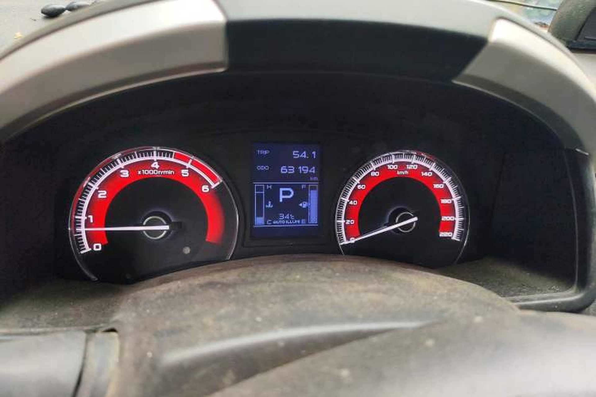 Used Isuzu mu-X 2017 3.0T Four-Wheel Drive Automatic Luxury 7-Seater China V Emission Standard Instrument Cluster