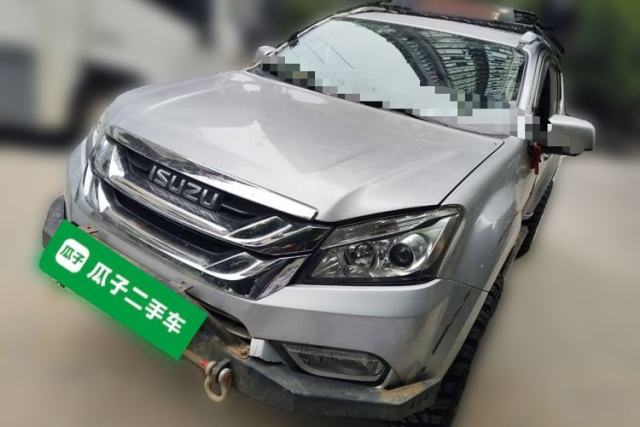 Used Isuzu mu-X 2017 3.0T Four-Wheel Drive Automatic Luxury 7-Seater China V Emission Standard