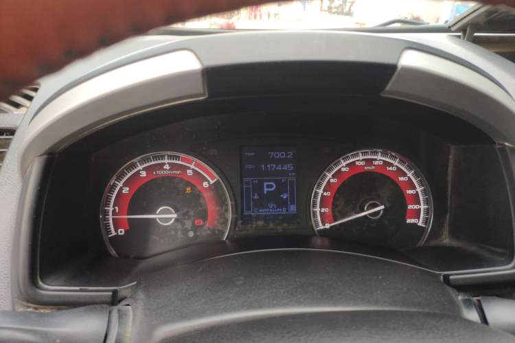 Used Isuzu mu-X 2017 3.0T Four-Wheel Drive Automatic Luxury 7-Seater China IV Standard Instrument Cluster