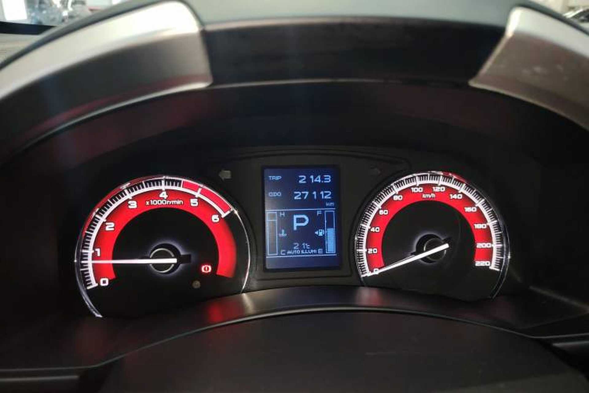 Used Isuzu mu-X 2017 2.5T Four-Wheel Drive Automatic Luxury 7-Seater Instrument Cluster