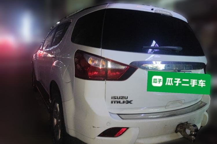 Used Isuzu mu-X 2017 3.0T Four-Wheel Drive Automatic Luxury 7-Seater China V Emission Standard Rear Left 45 Deg