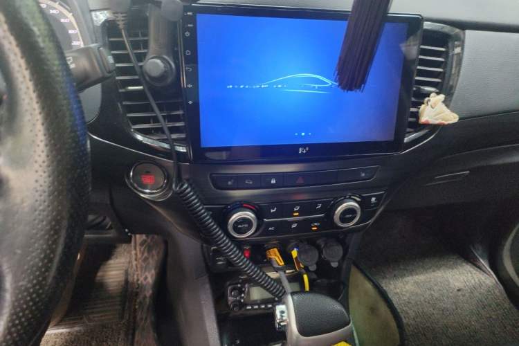 Used Isuzu mu-X 2018 3.0T Diesel Automatic 4x4 X-POWER Edition 5 Seats Audio And AC Panel