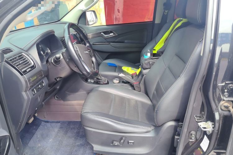 Used Isuzu mu-X 2018 1.9T Diesel Automatic 4x4 Enjoyment Edition 5 Seats Left Front Seat