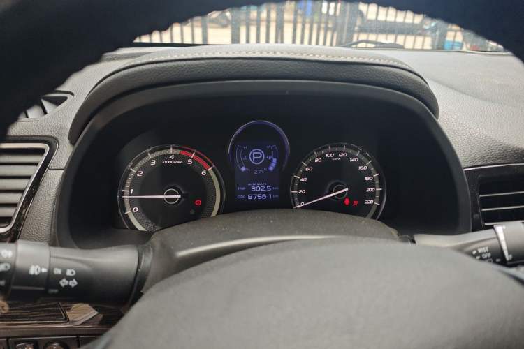 Used Isuzu mu-X 2018 1.9T Diesel Automatic 2WD Kinetix Edition 5 Seats Instrument Cluster