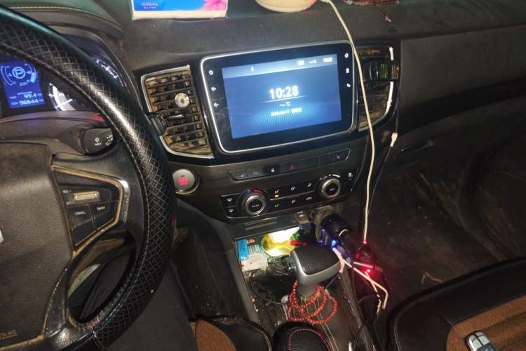 Used Isuzu mu-X 2018 1.9T Diesel Automatic 4x4 Enjoyment Edition 5 Seats Audio And AC Panel