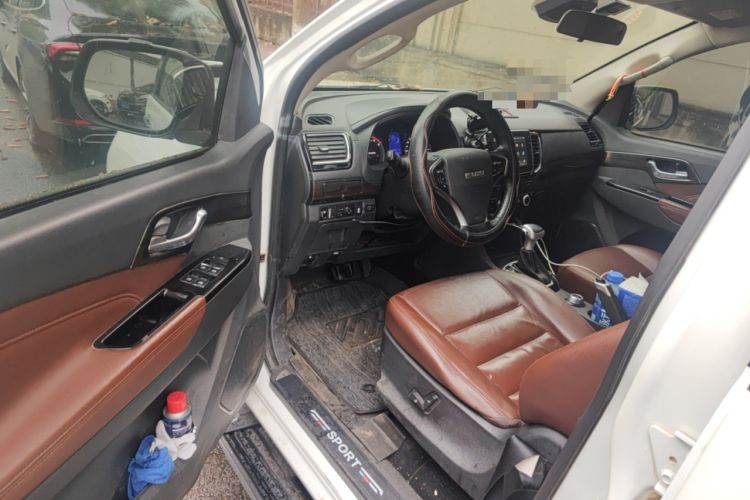 Used Isuzu mu-X 2018 1.9T Diesel Automatic 4x4 Enjoyment Edition 7 Seats Driver Seat