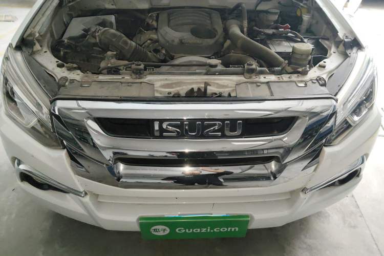 Used Isuzu mu-X 2018 1.9T Diesel Automatic 4x4 Enjoyment Edition 7 Seats Engine Bay