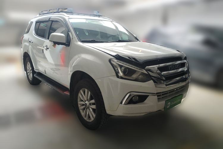 Used Isuzu mu-X 2018 1.9T Diesel Automatic 4x4 Enjoyment Edition 7 Seats Front Right 45 Deg