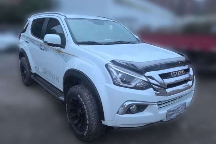 Used Isuzu mu-X 2018 1.9T Diesel Automatic 4x4 Enjoyment Edition 5 Seats Front Right 45 Deg