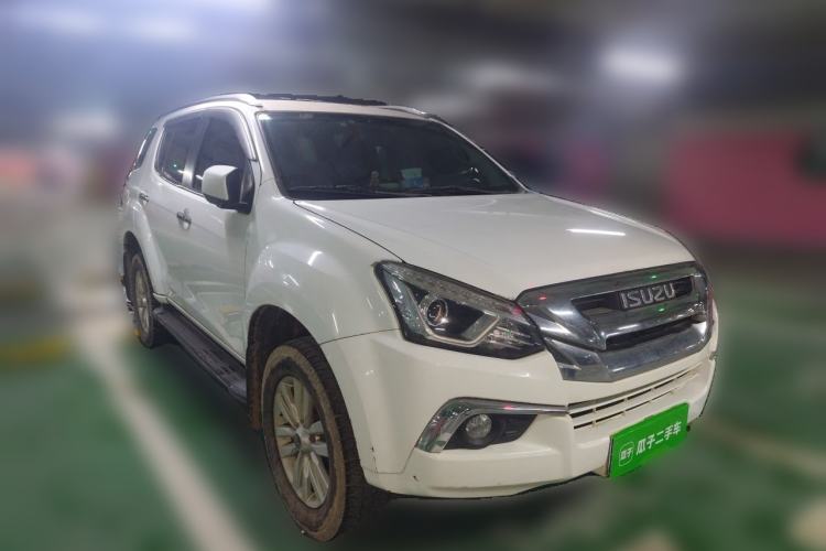 Used Isuzu mu-X 2018 1.9T Diesel Automatic 4x4 Enjoyment Edition 5 Seats Front Right 45 Deg