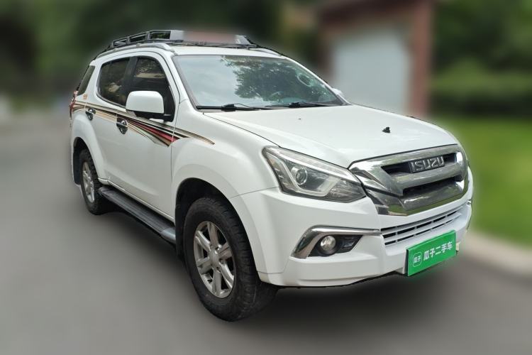 Used Isuzu mu-X 2018 3.0T Diesel Automatic 4x4 X-POWER Edition 5 Seats Front Right 45 Deg
