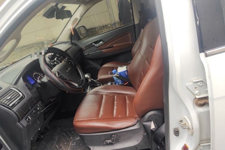 Used Isuzu mu-X 2018 1.9T Diesel Automatic 4x4 Enjoyment Edition 7 Seats Left Front Seat
