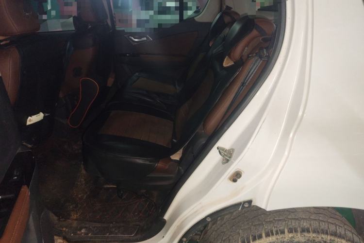 Used Isuzu mu-X 2018 1.9T Diesel Automatic 4x4 Enjoyment Edition 5 Seats Left Rear Seat