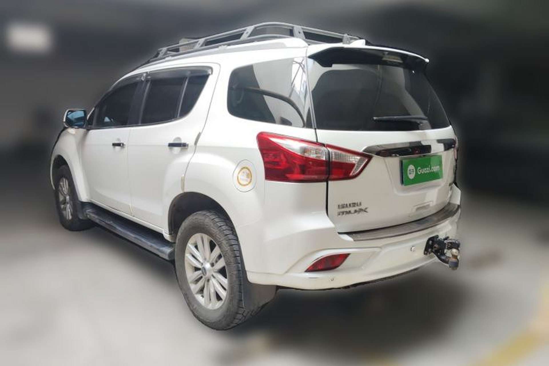 Used Isuzu mu-X 2018 1.9T Diesel Automatic 4x4 Enjoyment Edition 7 Seats Rear Left 45 Deg