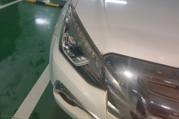 Used Isuzu mu-X 2018 1.9T Diesel Automatic 4x4 Enjoyment Edition 5 Seats Right Front Headlight