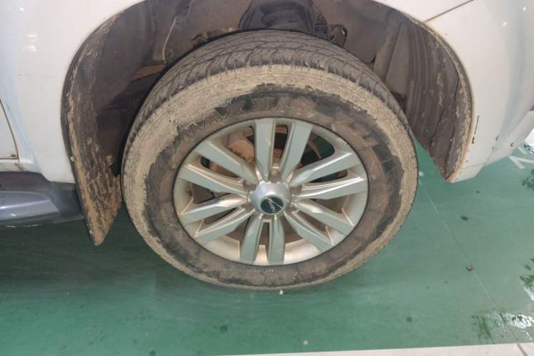 Used Isuzu mu-X 2018 1.9T Diesel Automatic 4x4 Enjoyment Edition 5 Seats Right Front Wheel Hub