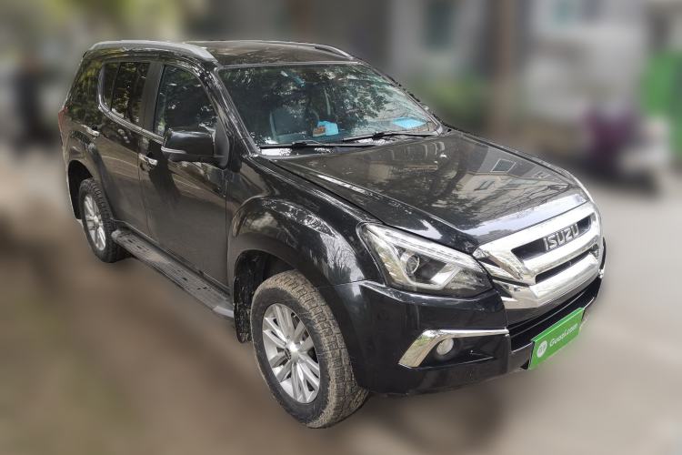 Used Isuzu mu-X 2020 1.9T Diesel Automatic 4x4 Enjoyment Edition 5 Seats China VI Standard Front Right 45 Deg