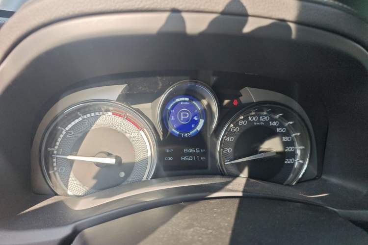 Used Isuzu mu-X 2020 1.9T Diesel Automatic 4x4 Jingyue Edition 7 Seats China VI Standard Instrument Cluster