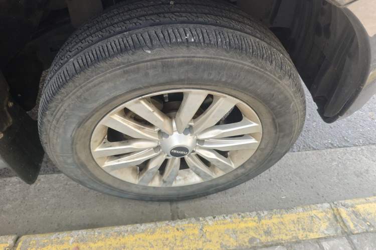 Used Isuzu mu-X 2020 1.9T Diesel Automatic 4x4 Jingyue Edition 7 Seats China VI Standard Right Front Wheel Hub