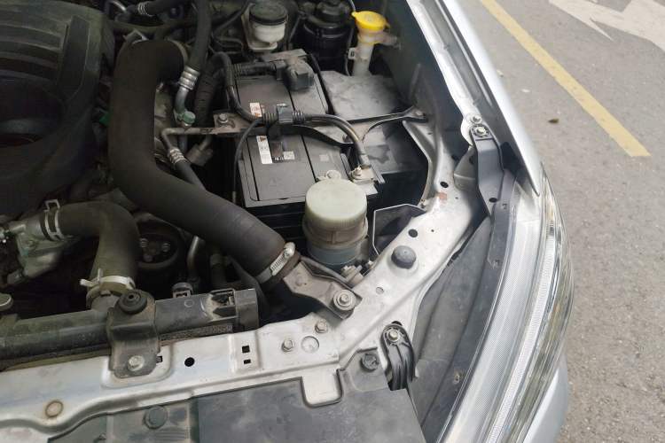 Used Isuzu mu-X 2020 1.9T Diesel Automatic 4x4 Enjoyment Edition 5 Seats China VI Standard Engine Bay Left