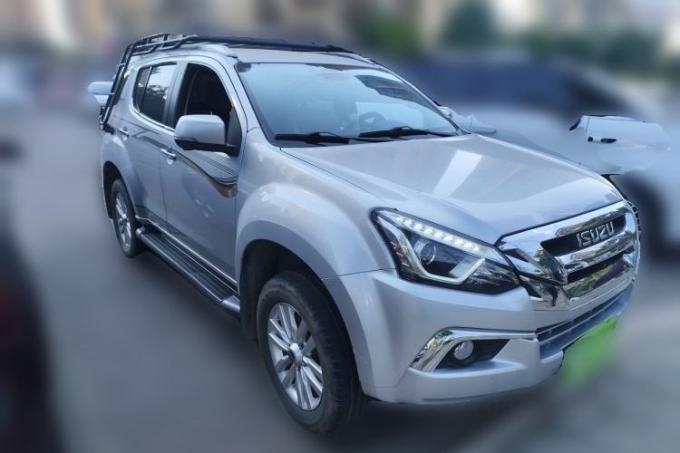 Used Isuzu mu-X 2020 1.9T Diesel Automatic 4x4 Enjoyment Edition 5 Seats China VI Standard Front Right 45 Deg