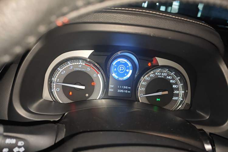 Used Isuzu mu-X 2020 1.9T Diesel Automatic 4x4 Enjoyment Edition 5 Seats China VI Standard Instrument Cluster