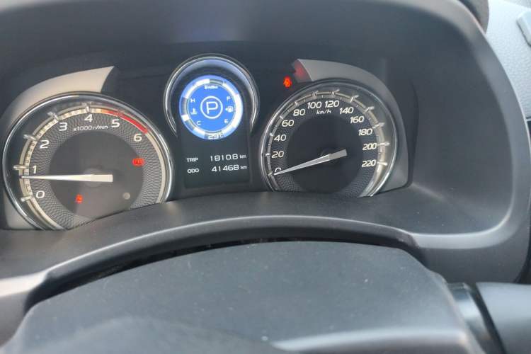 Used Isuzu mu-X 2020 1.9T Diesel Automatic 4x4 Enjoyment Edition 5 Seats China VI Standard Odometer Close Up