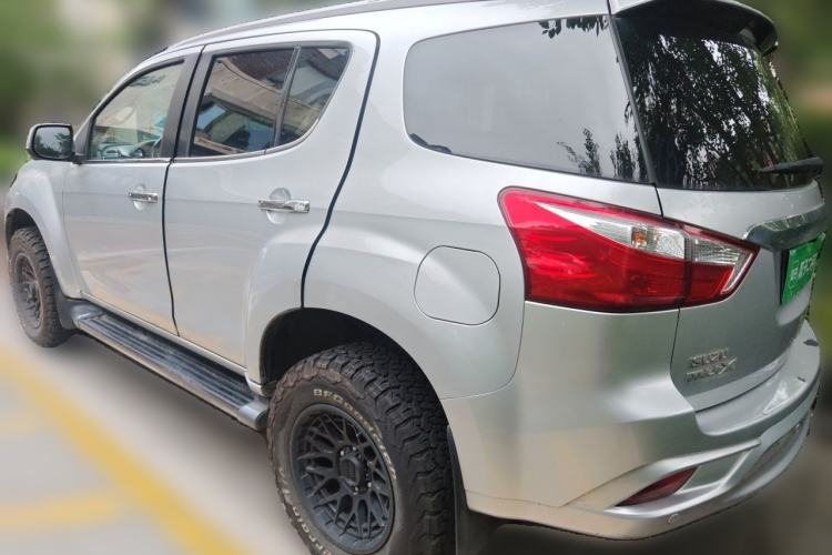 Used Isuzu mu-X 2020 1.9T Diesel Automatic 4x4 Enjoyment Edition 5 Seats China VI Standard Rear Left 45 Deg