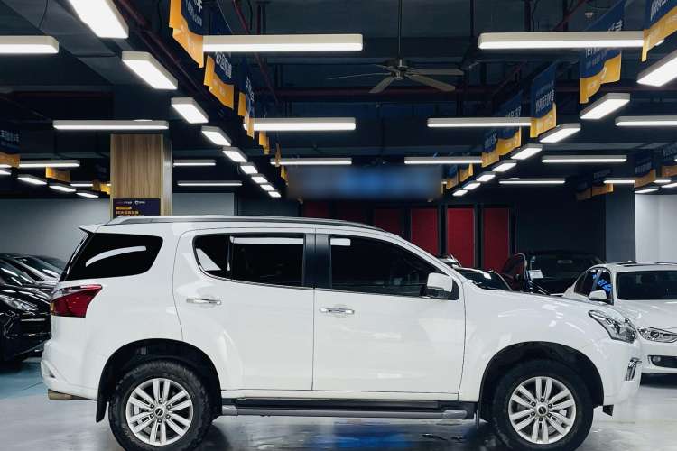 Used Isuzu mu-X 2020 1.9T Diesel Automatic 4x4 Enjoyment Edition 5 Seats China VI Standard Exterior 3