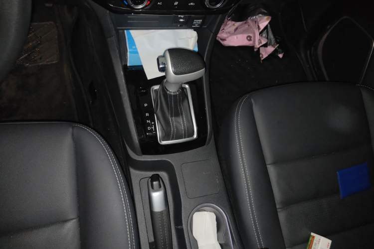 Used Isuzu mu-X 2020 1.9T Diesel Automatic 2WD Jingyue Edition 7 Seats China VI Standard Gear Lever