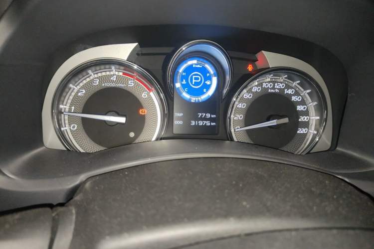 Used Isuzu mu-X 2020 1.9T Diesel Automatic 2WD Jingyue Edition 7 Seats China VI Standard Instrument Cluster