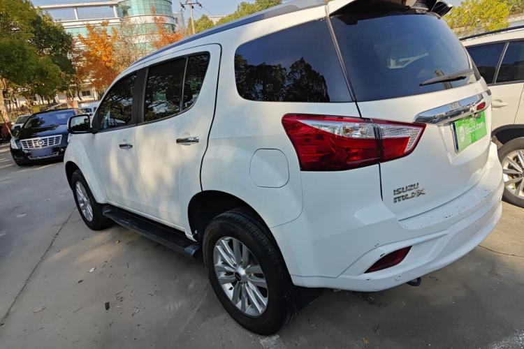 Used Isuzu mu-X 2020 1.9T Diesel Automatic 2WD Jingyue Edition 5 Seats China VI Standard Left Side